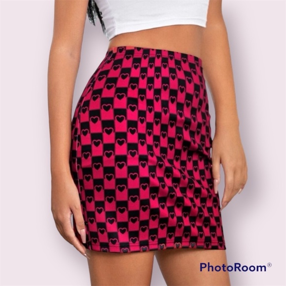 Dresses & Skirts - Black and Red Heart Print Mini Skirt